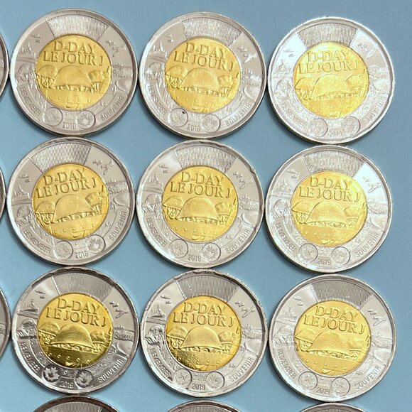 Canada 2019 Uncirculated '75th Anniversary of D-Day'  Roll of 25 x $2 Toonies! - Picture 6 of 16